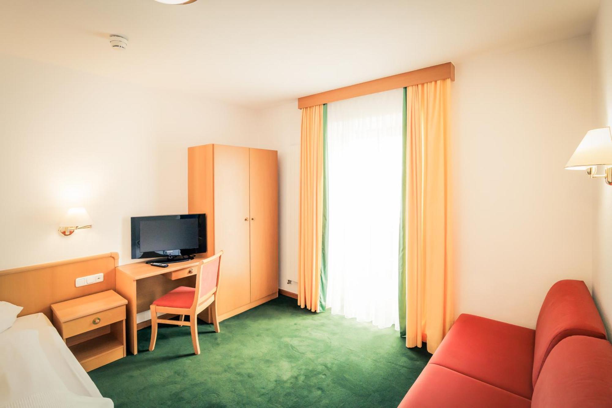 Posthotel Lechtal, Arlberg 홀츠가우 외부 사진