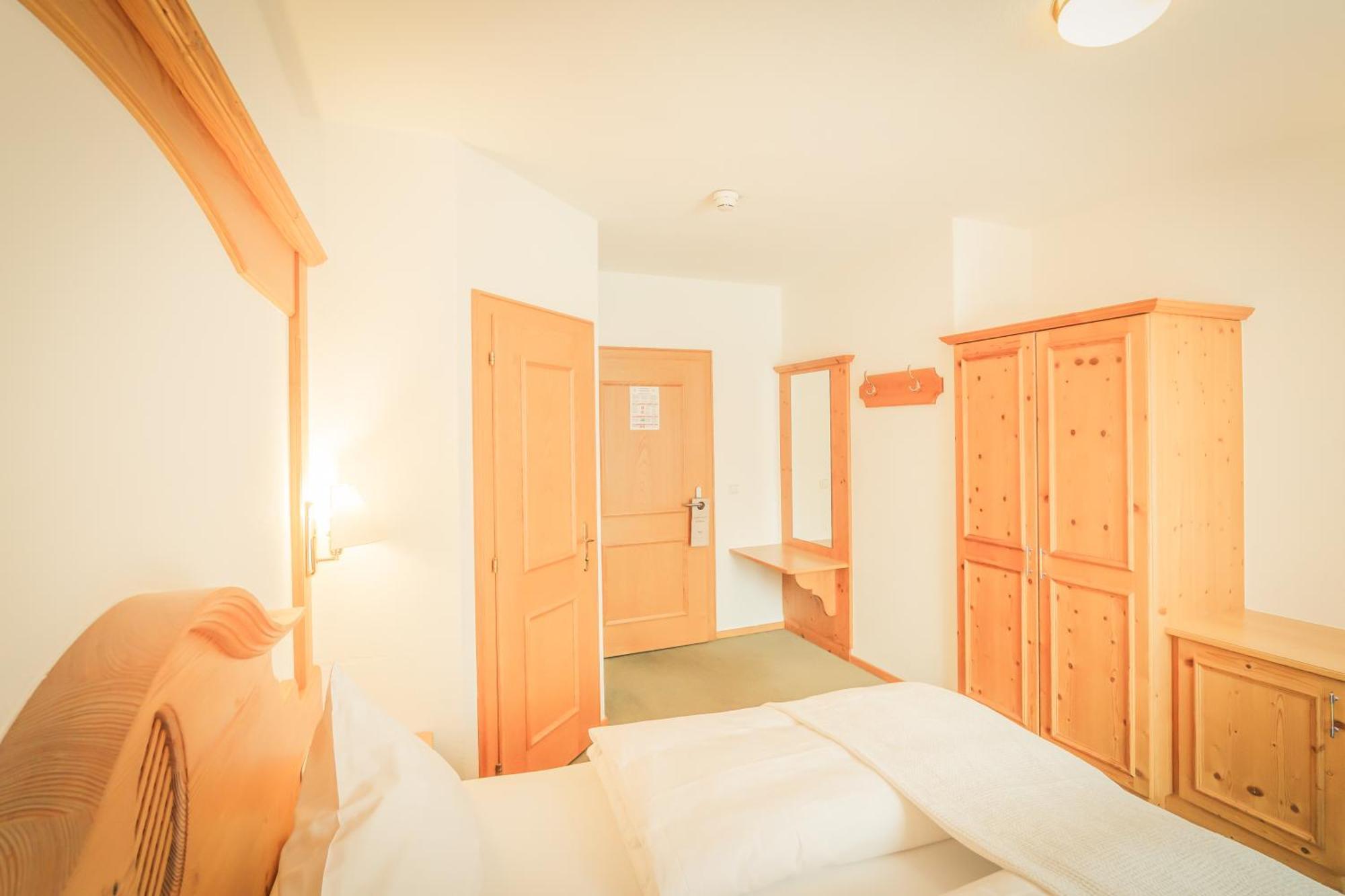Posthotel Lechtal, Arlberg 홀츠가우 외부 사진