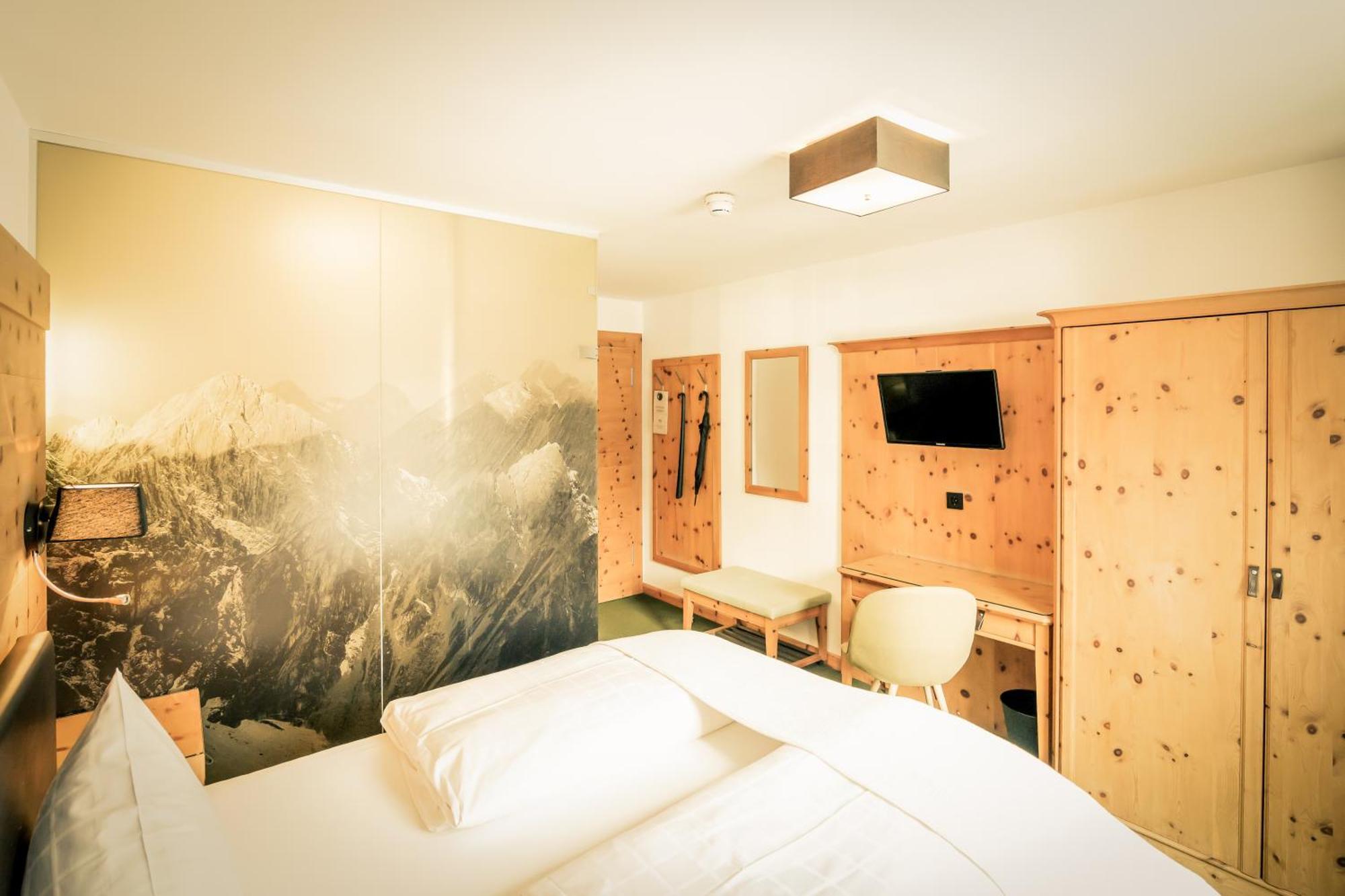 Posthotel Lechtal, Arlberg 홀츠가우 외부 사진