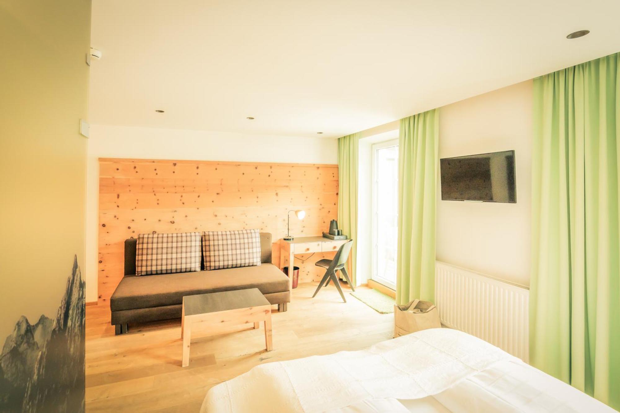Posthotel Lechtal, Arlberg 홀츠가우 외부 사진